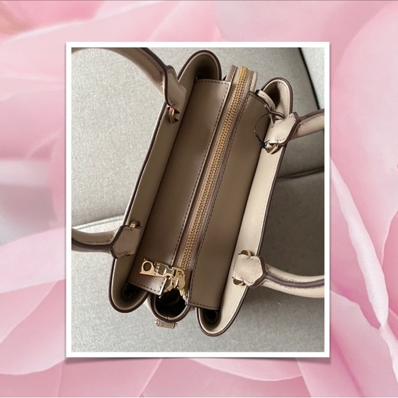 DKNY medium Leather Satchel Handbag - Picture 6 of 7